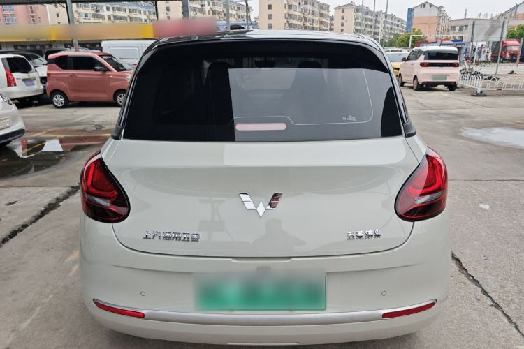 Used Wuling Bingo 2024 203km Light Edition
