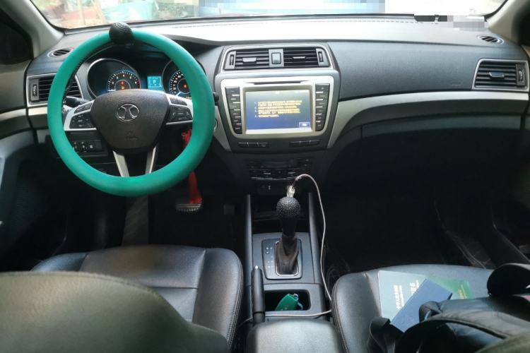 Used BAIC Senova X65 2015 2.0T Automatic Elite Model