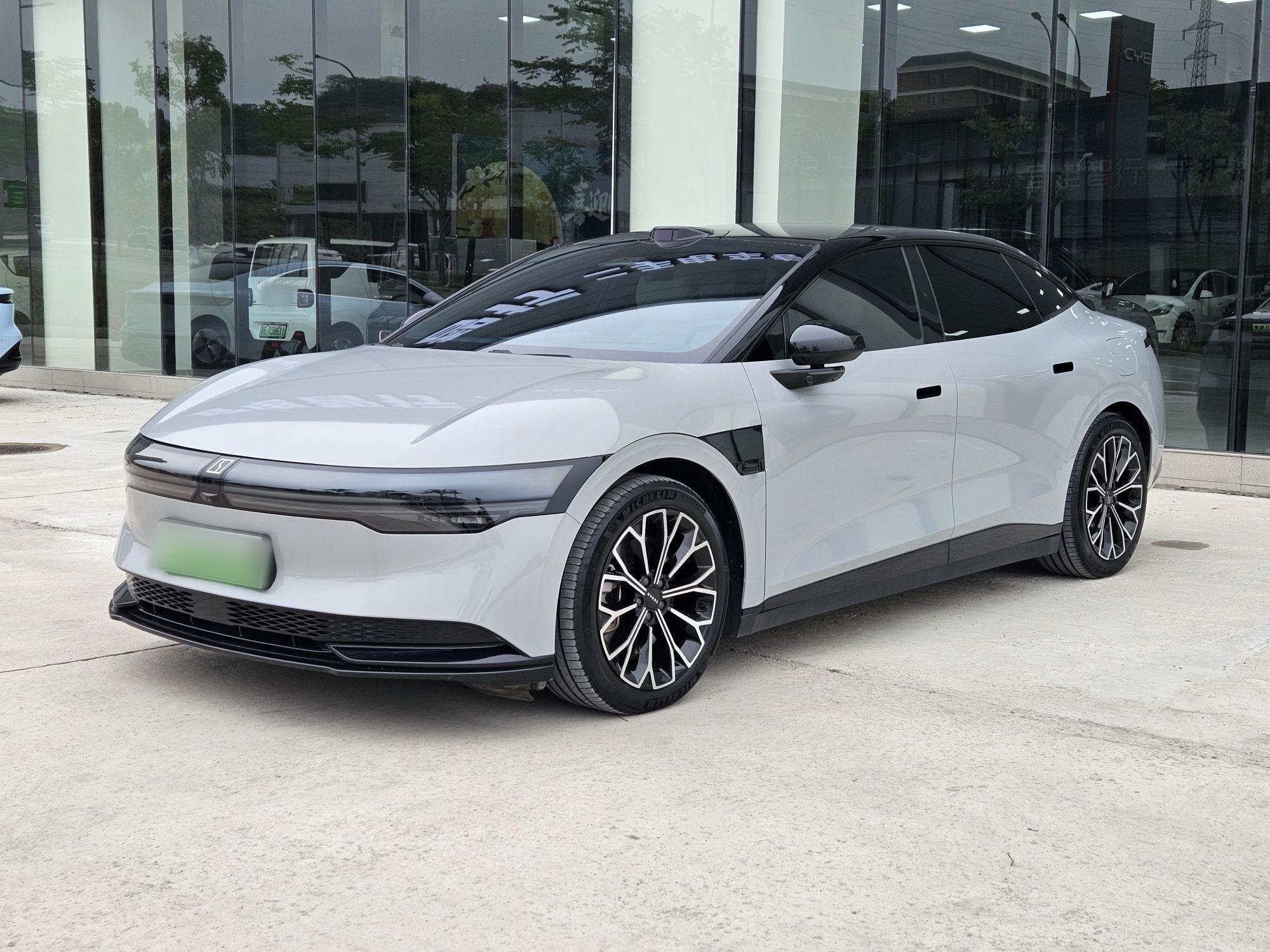 Zeekr 007 2025 Rear-Drive Intelligent Driving Version 75 kWh — снимка 14