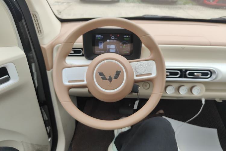 Used Wuling Hongguang MINIEV 2024 3rd Generation 215km Youth Edition Steering Wheel