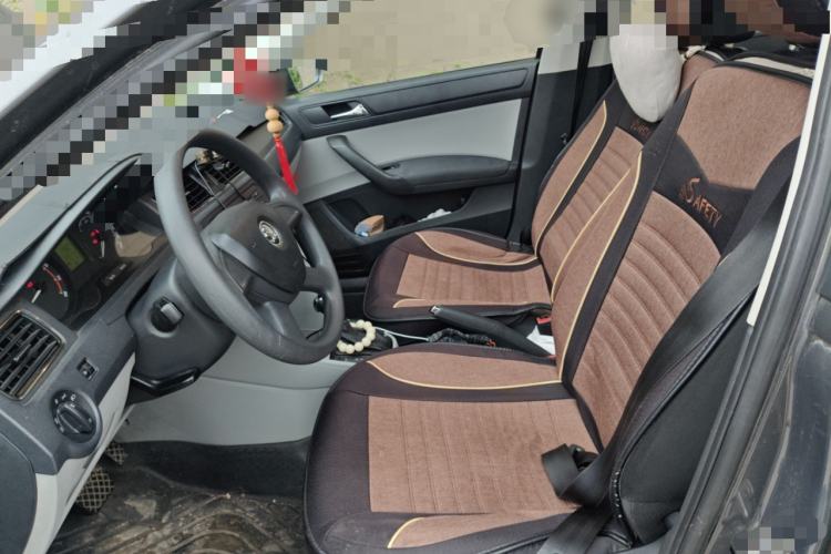 Used Skoda Rapid 2013 1.6L Automatic Smart Selection Model