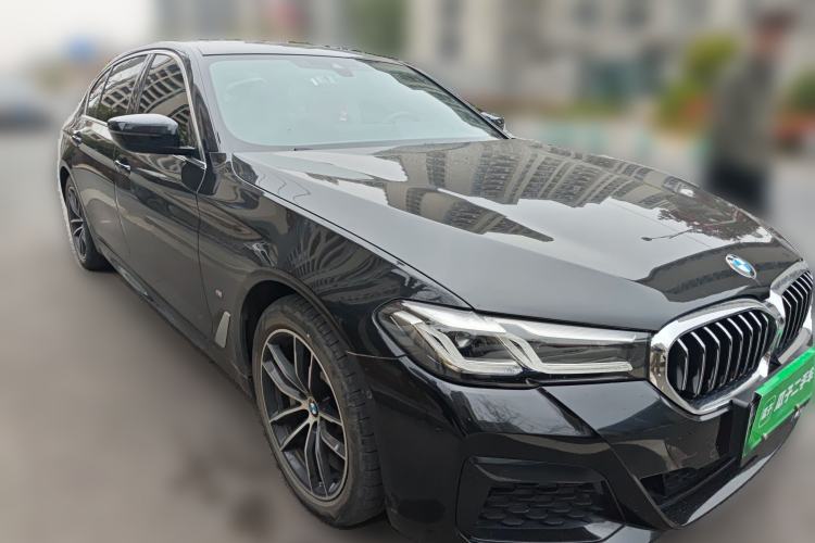 Used BMW 5 Series New Energy 2021 Restyled 535Le M Sport Package Front Right 45 Deg