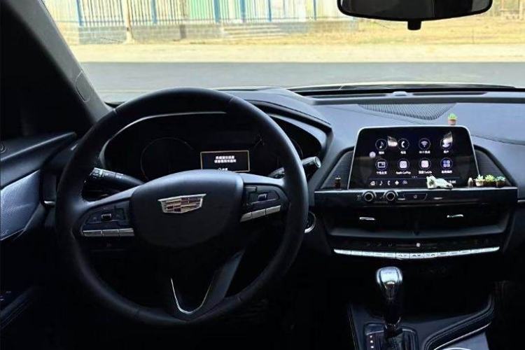 Used Cadillac CT4 2023 28T Luxury Version
