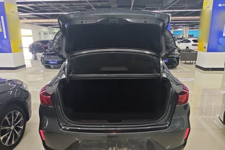 Used CHANGAN Eado 2024 PLUS Blue Whale NE 1.4T GDI DCT High-Energy Edition
