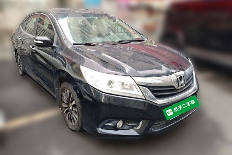 Used Honda Crider 2013 1.8L automatic luxury edition Front Right 45 Deg