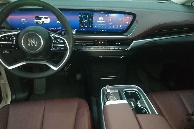 Used Buick Century 2025 2.0T Seven-Seater Yinshi Edition
