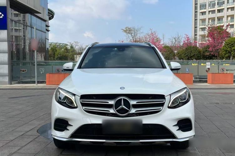 Used Mercedes-Benz GLC 2017 GLC 260 4MATIC Luxury Model
