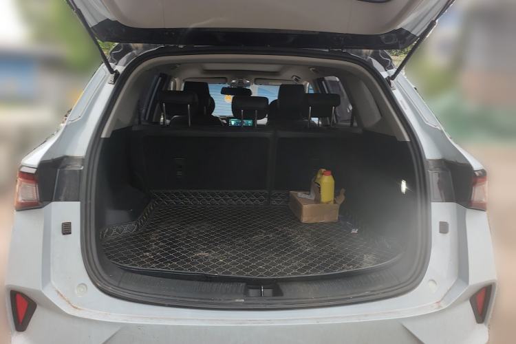 Used Wuling Asta 2022 2.0L DHT Electric-Speed Version