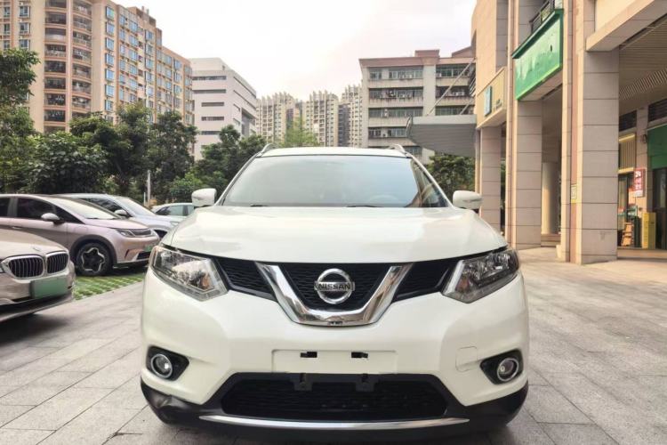 Used Nissan X-Trail 2014 2.5L CVT Luxury Edition 4WD Exterior 1