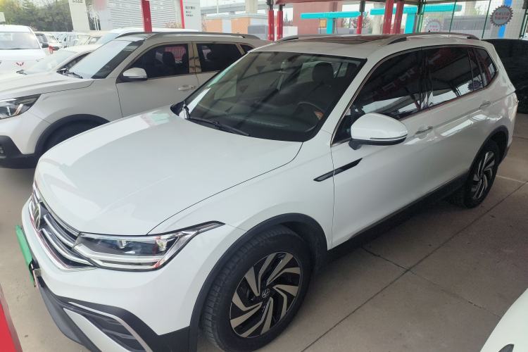 Used Volkswagen Tiguan L 2023 300TSI Automatic Two-Wheel Drive Smart Edition