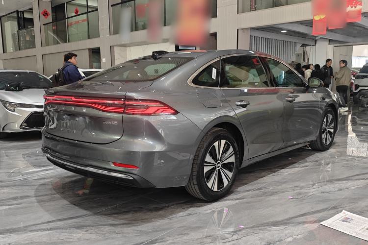 Used Geely Galaxy A7 2025 Model EM-i 150km Exploration+ Edition Exterior 4