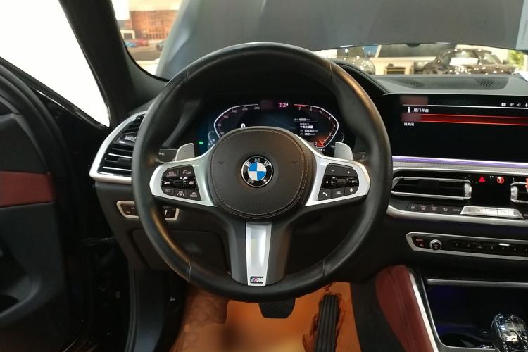 Used BMW X6 2022 xDrive40i Luxury Edition M Sport Package Steering Wheel