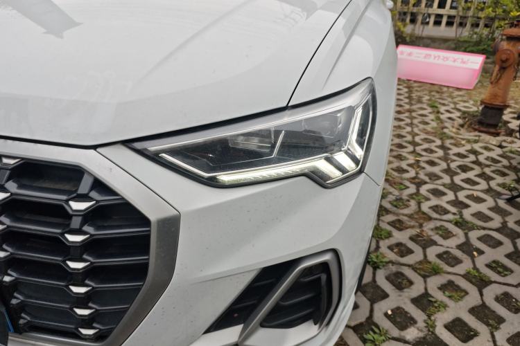 Used Audi Q3 2022 35 TFSI Fashion Dynamic Model
