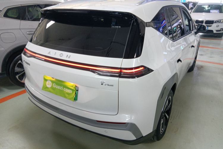 Used AION Y 2023 Younger Star Edition