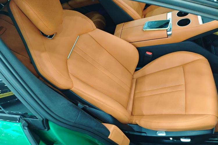 Used Xiaomi Auto YU7 2025 Ultra-Long Range High-Performance All-Wheel-Drive Max Edition