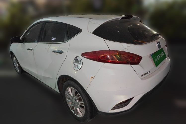 Used CHANGAN Eado 2013 1.6L Manual ZhiKu Model China IV Standard

