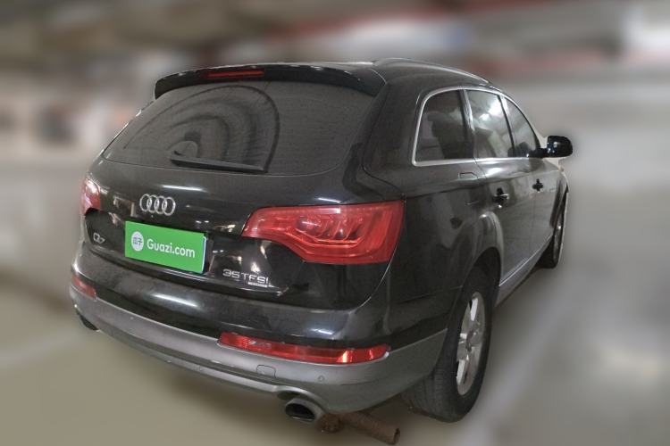 Used Audi Q7 
