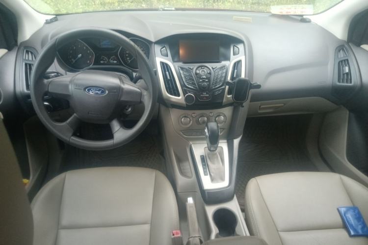 Used Ford Focus 2012 Sedan 1.6L Automatic Comfort Model
