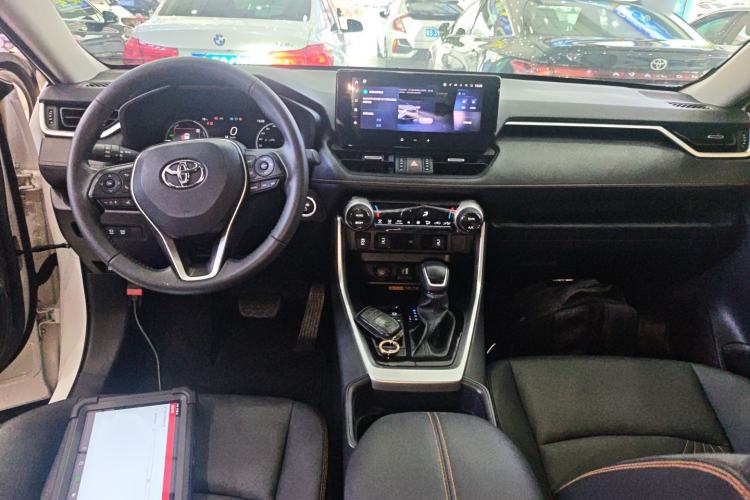 Used Toyota RAV4 2024 Dual-Motor 2.5L E-CVT Two-Wheel Drive Elite Plus Edition