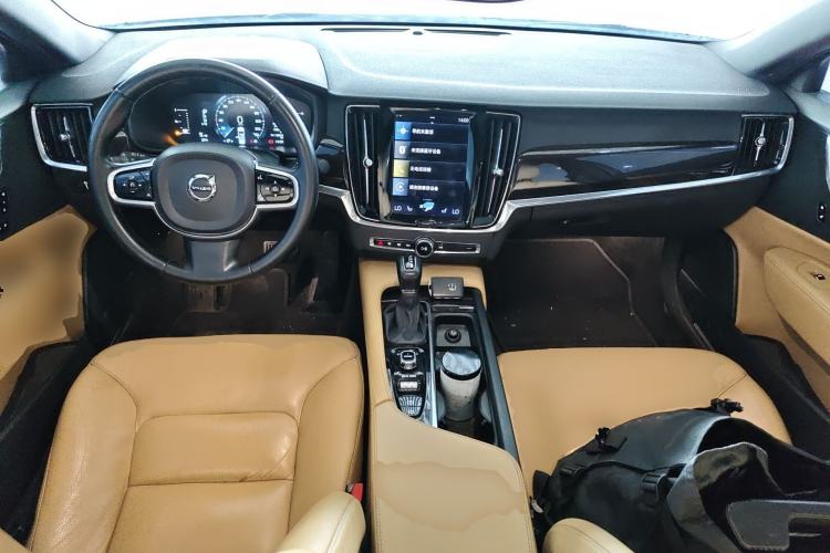 Used Volvo S90 2017 T4 Zhiyuan Edition