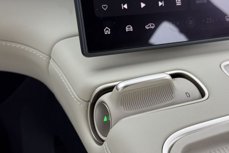 Used Nio ES6 2024 75 kWh