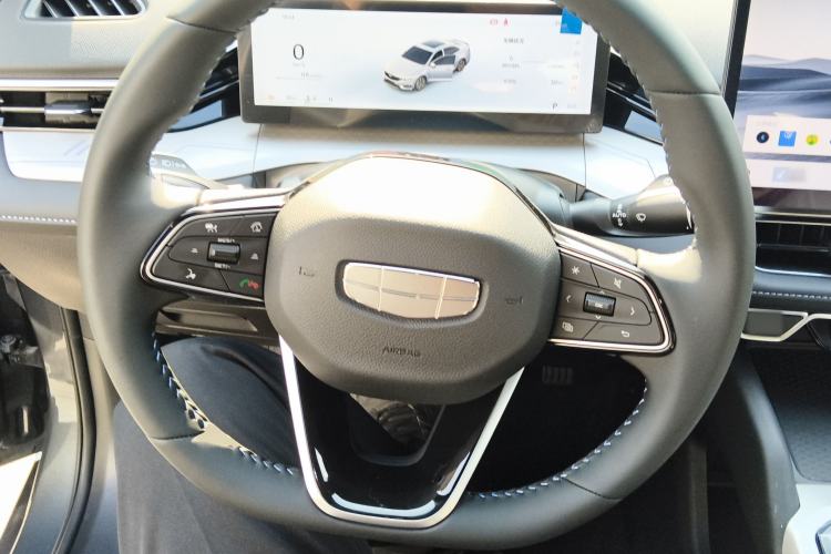 Used Geely Auto Preface 2025 Dongfang Yao 1.5TD Kunlun Edition
