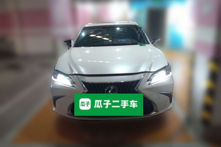 Used Lexus ES 2023 200 Excellence Edition