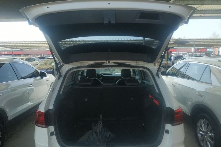 Used Volkswagen Tharu 2019 280TSI Two-Wheel Drive Luxury Version China VI Standard Trunk