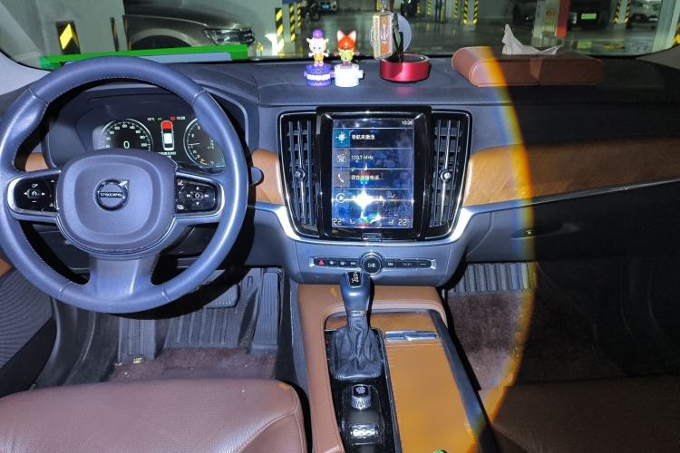 Used Volvo S90 2020 T5 Zhiyi Luxury Edition
