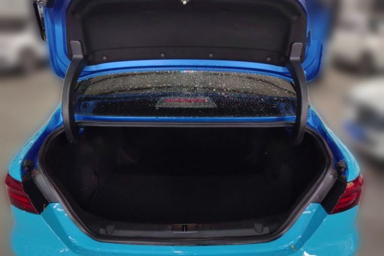 Used Geely Auto Binray 2018 14T CVT Binyi Edition Trunk