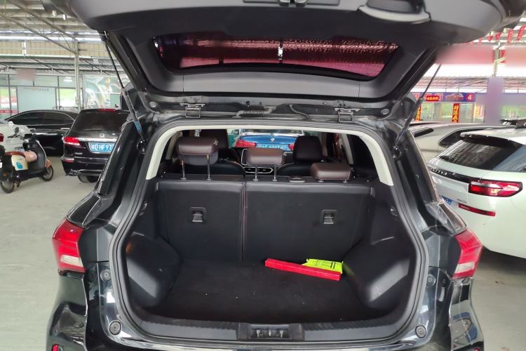 Used GAC Trumpchi GS4 2018 235T Automatic Two-Wheel Drive Elite Edition Trunk