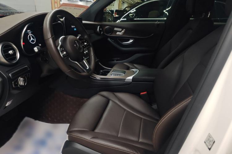 Used Mercedes-Benz GLC 2021 GLC 260 L 4MATIC Luxury Model Interior 1