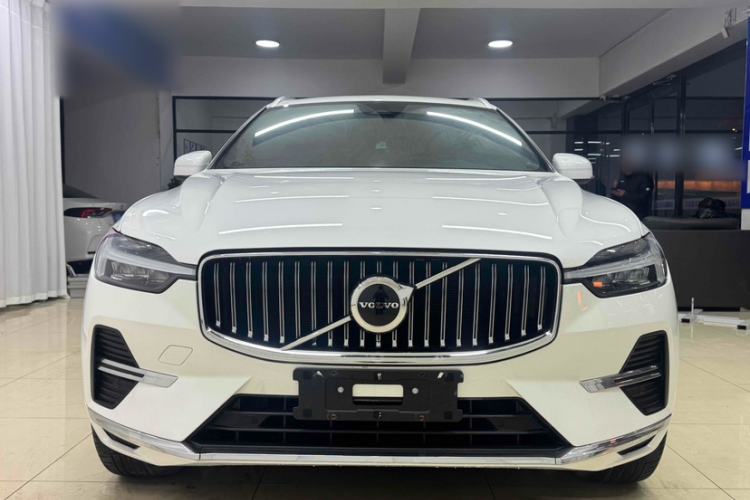 Used Volvo XC60 2022 B5 4x4 Zhiyi Luxury Edition