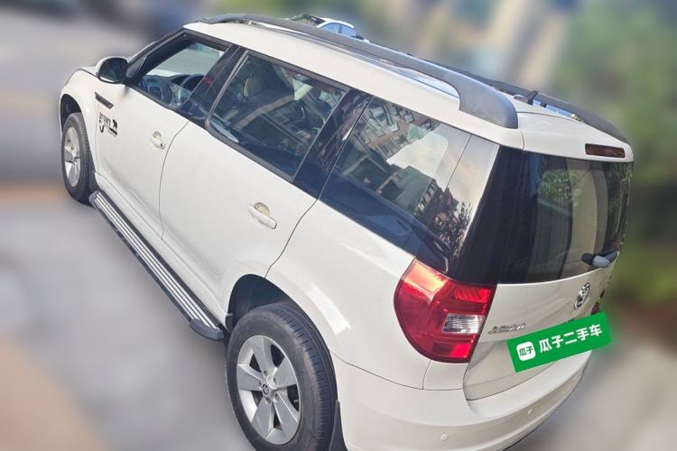 Used Skoda Yeti 2016 1.6L Manual Front-Wheel-Drive Version Rear Left 45 Deg