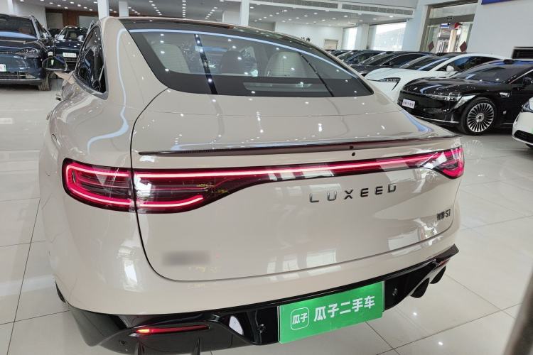 Used Hima Luxeed S7 2025 785 km Ultra Rear