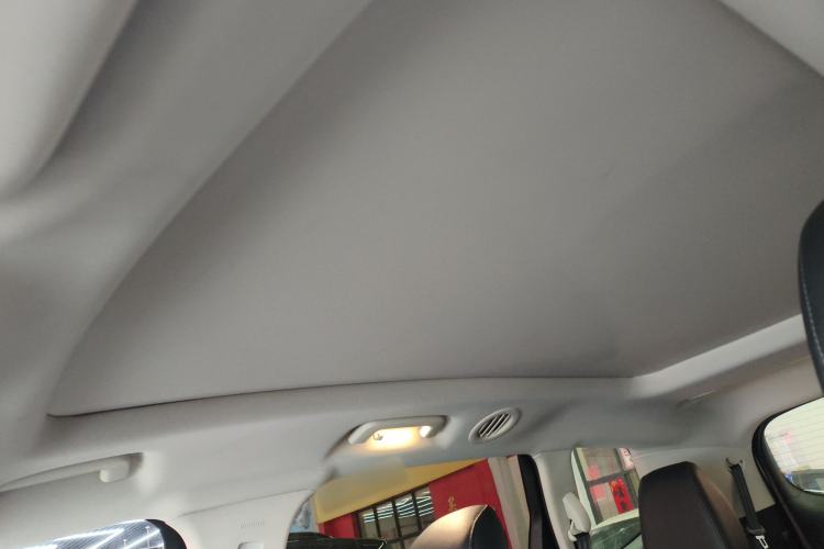 Used Ford Edge 2018 EcoBoost 245 Two-Wheel-Drive Titanium 7-Seater China VI Standard
