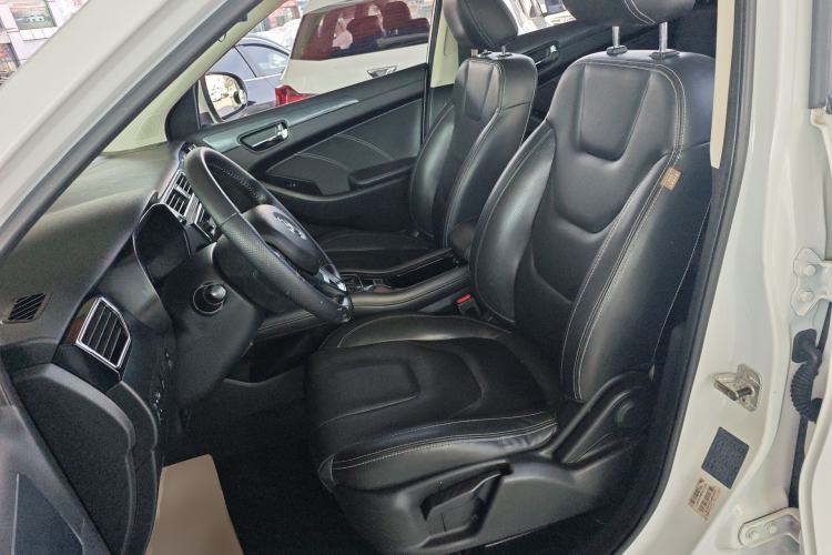 Used Dongfeng Fengon 580 2017 1.5T CVT Comfort Model Left Front Seat