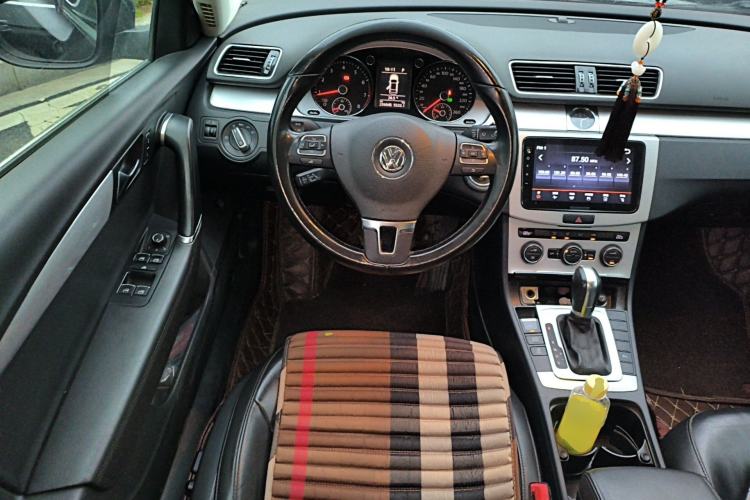 Used Volkswagen Magotan 2015 1.8TSI Advanced Model Steering Wheel