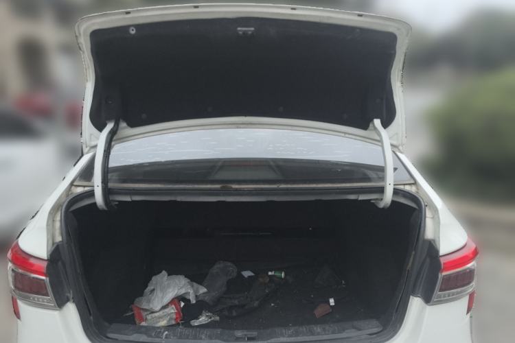 Used Luxgen 5 2015 1.8T Automatic ZhiZun Model