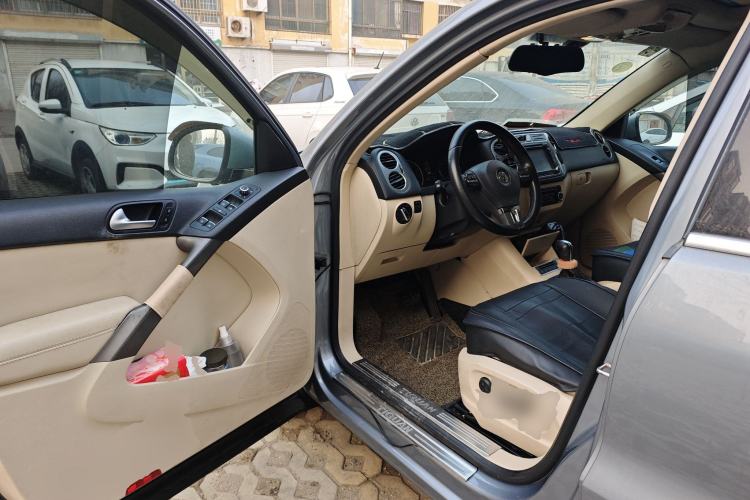 Used Volkswagen Tiguan 2012 1.8TSI Automatic Two-Wheel Drive Elite Edition Driver Seat