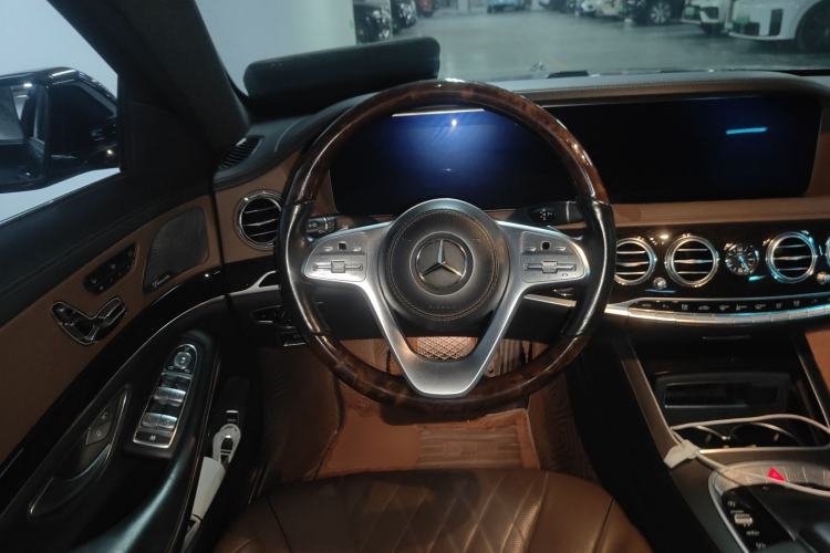 Used Mercedes-Benz Maybach S-Class 2019 S 450 4MATIC Steering Wheel