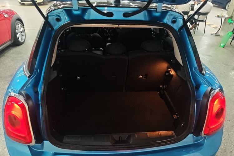 Used MINI MINI 2015 1.5T COOPER Fun Five-Door Edition
