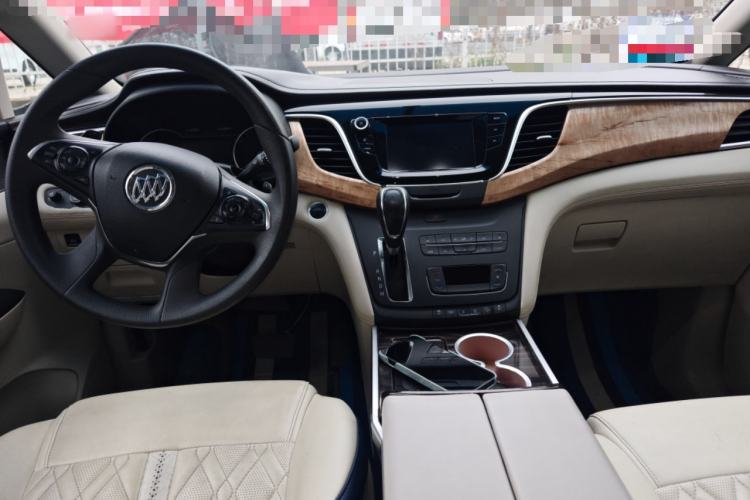 Used Buick GL8 2017 ES 28T Comfort Model China V Standard