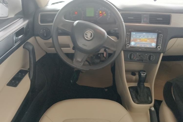 Used Skoda Rapid 2016 1.6L Automatic Chuanxing Edition Steering Wheel