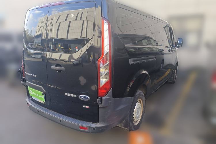 Used Ford Transit 2020 2.0T Diesel Multi-Function Commercial Vehicle Mid-Chassis Low-Roof Design with Dual Rear Doors Meeting China VI Emission Standards
