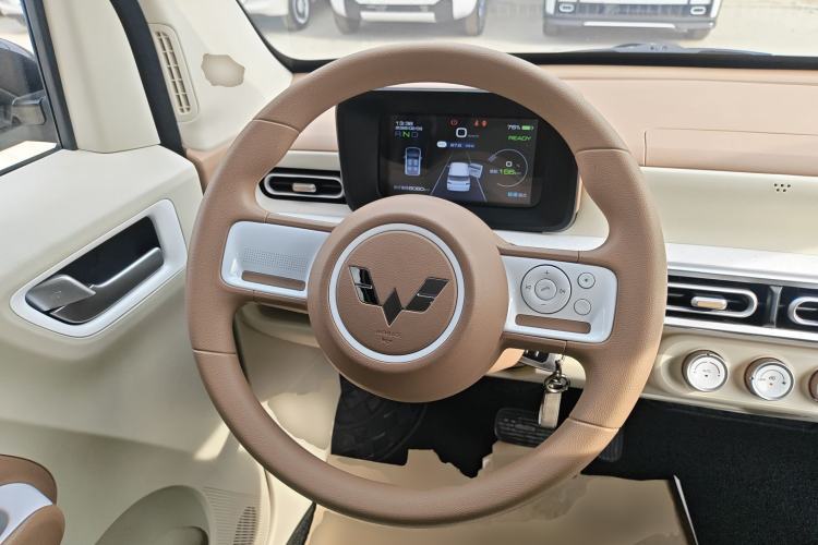 Used Wuling Hongguang MINIEV 2024 3rd Generation 215km Youth Edition