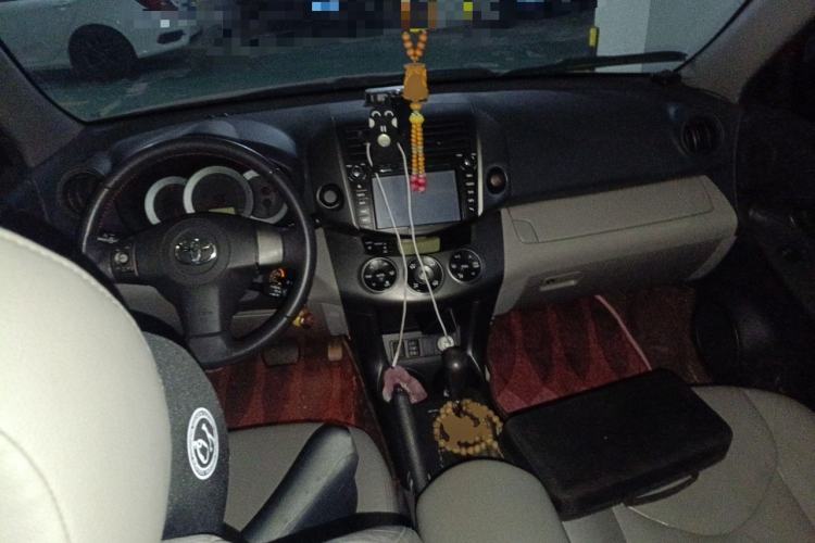 Used Toyota RAV4 2010 2.0L Automatic Deluxe Upgrade Edition