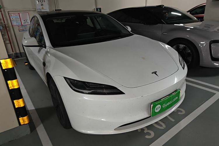 Used Tesla Model 3 2025 Model Revised Rear-Wheel-Drive Version
