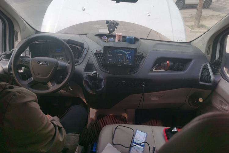 Used Ford Transit 2019 2.0T Diesel Commercial & Travel Short Wheelbase Low-Roof 9-Seater China VI