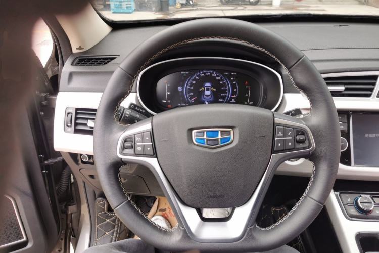 Used Geely Auto Emgrand X7 Sport 2018 1.8TD Automatic Two-Wheel Drive Smart Connect 4G Internet Edition